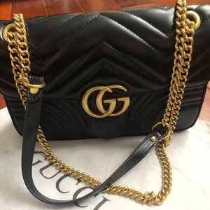 GUCCI MARMONT matelassé shoulder bag